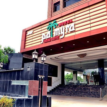 Hotel Palmyra Grand Suite Tirunelveli Buitenkant foto