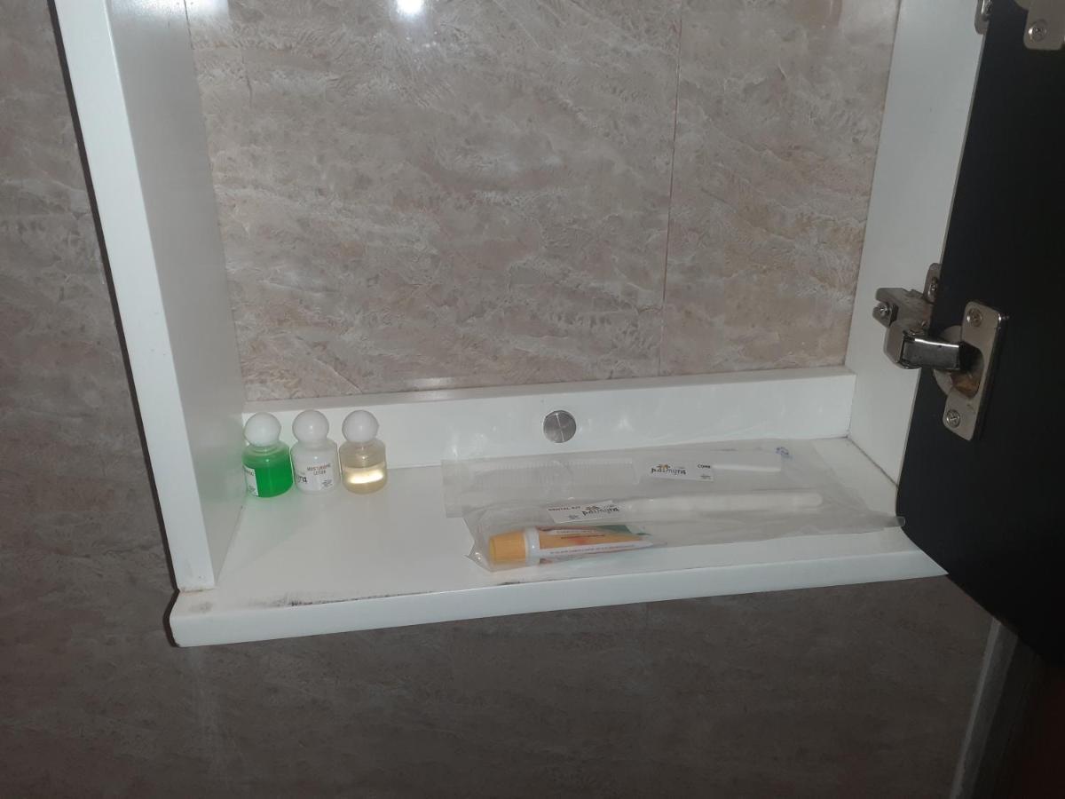 Hotel Palmyra Grand Suite Tirunelveli Buitenkant foto