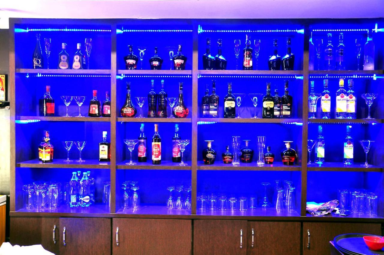 Hotel Palmyra Grand Suite Tirunelveli Buitenkant foto