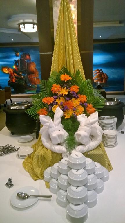 Hotel Palmyra Grand Suite Tirunelveli Buitenkant foto