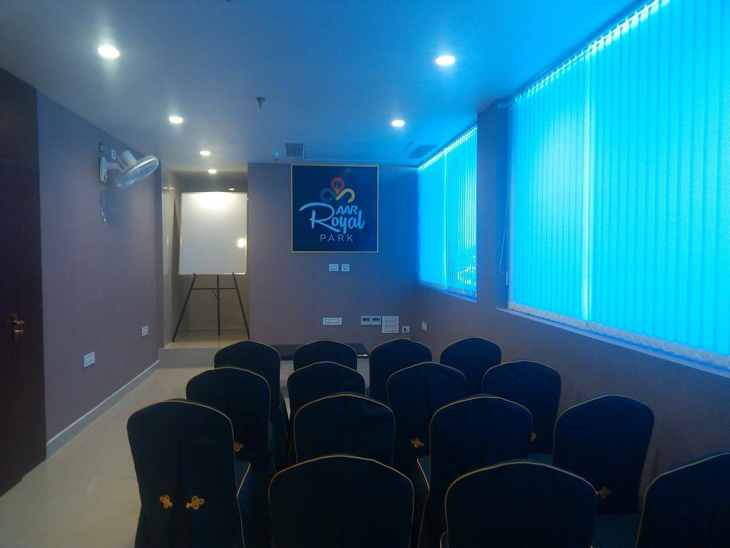 Hotel Palmyra Grand Suite Tirunelveli Buitenkant foto